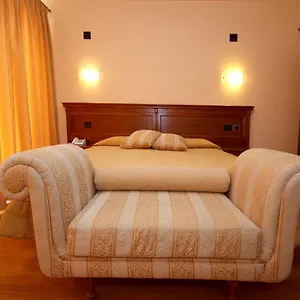 https://panoramic-montepulciano.it-tuscanyhotel.com