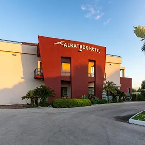 https://albatros-hotel-siracusa.sicilyhotelsitaly.net